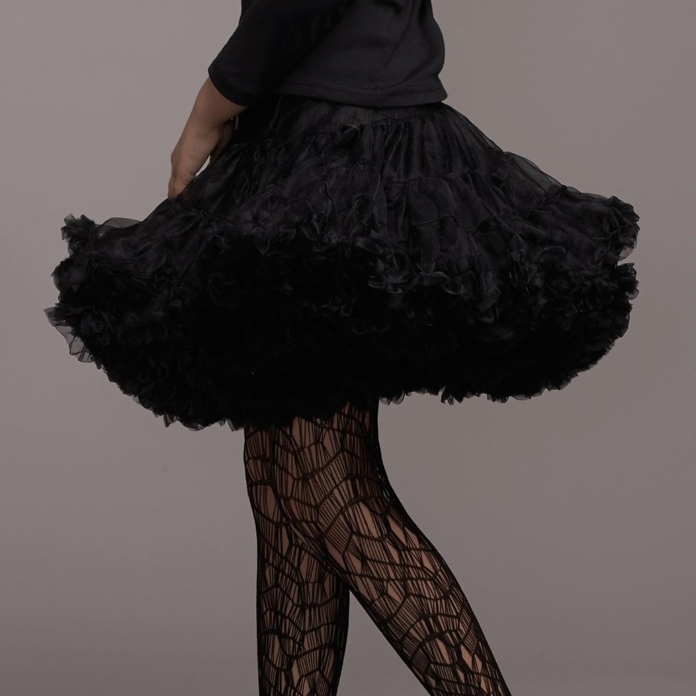 Chasing Fireflies Black Nylon Petticoat (8/10)